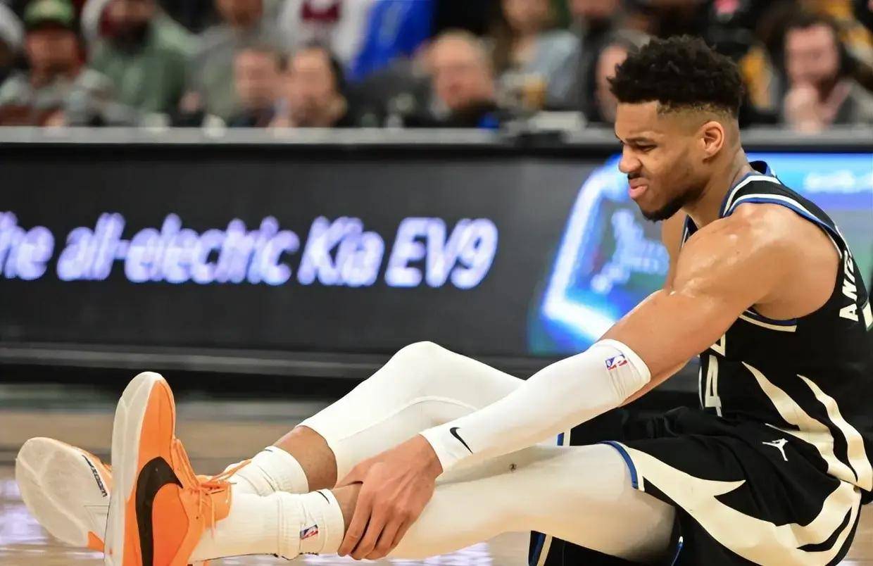 蜂鸟电竞-字母哥赛事官方发布比分优势明显新规，快船争议不断！的简单介绍